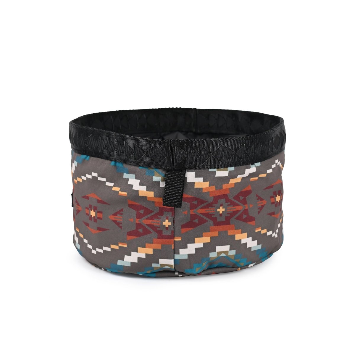 Pendleton Pet Travel Bowl – Collapsible, Waterproof & Road-Trip Ready